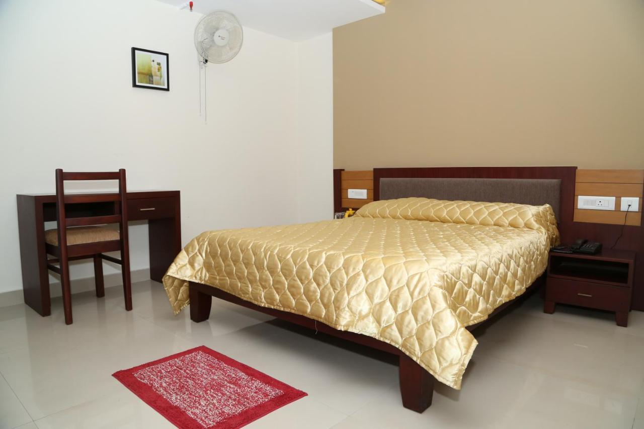 Hazmi Inn Perintalmanna Экстерьер фото