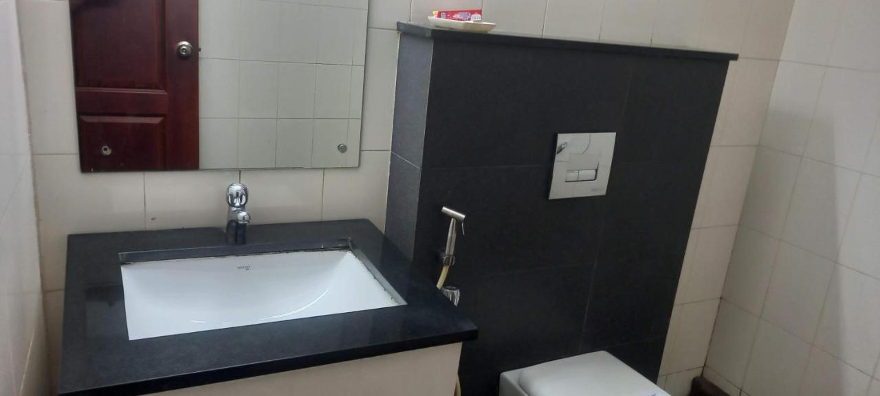 Hazmi Inn Perintalmanna Экстерьер фото