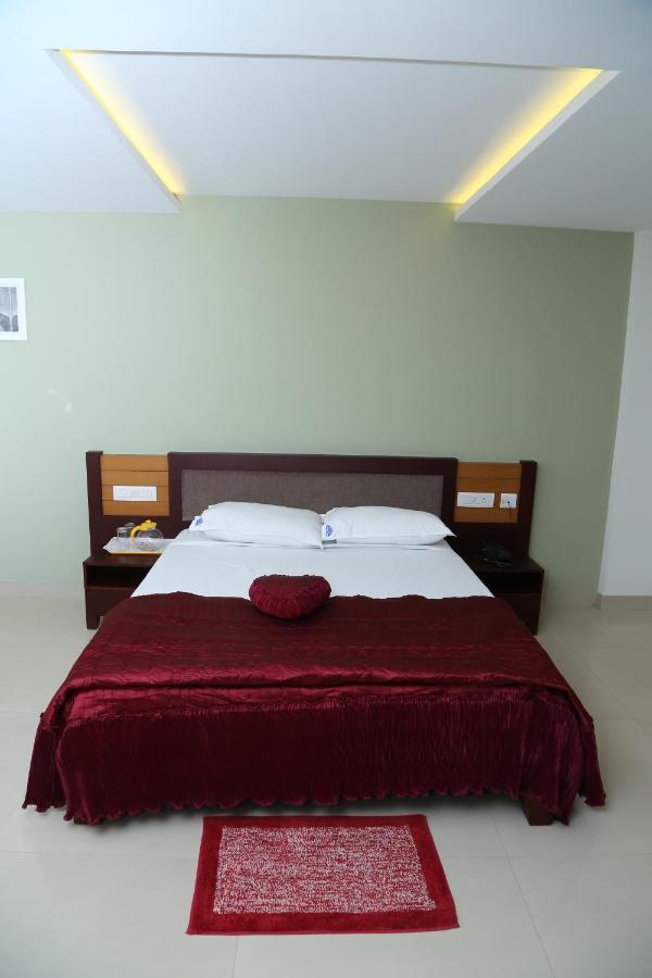 Hazmi Inn Perintalmanna Экстерьер фото
